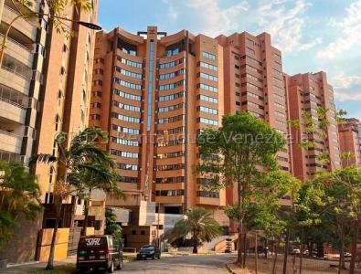 Apartamento en venta en La Trigaleña Valencia Carabobo 2421620 P, 500 mt2, 4 habitaciones