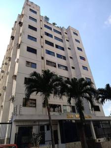 SAMIR TROSEL VENDE PENT HOUSE EN URBANIZACION LAS CHIMENEAS RESIDENCIAS MARGHERITA VALENCIA CARABOBO, 500 mt2, 5 habitaciones