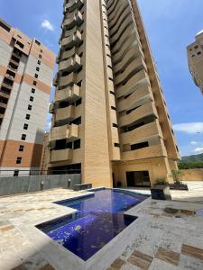 En Venta Apartamento Duplex en Residencias  Vanguard, en la Urbanización La Trigaleña en OBRA BLANCA, 206 mt2, 5 habitaciones