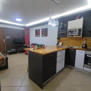 SAMIR TROSEL VENDE APARTAMENTO EN CONJUNTO RESIDENCIAL TERRAZAS DE SAN DIGO CARABOBO, 62 mt2, 2 habitaciones