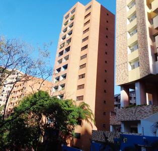 Apartamento en venta en el Parral Valencia Carabobo Venezuela Cod 24-25401 , 235 mt2, 3 habitaciones