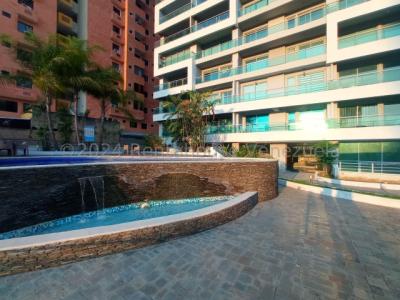 Apartamento en Venta Moderno, Amoblado Tipo estudio con Balcon y bella vista   La Trigaleña Valencia, 56 mt2, 1 habitaciones