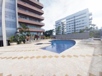 Apartamento en Alquiler una de las mejores urbanizacion de Valencia Carabobo Venezuela Cod 24-27470, 360 mt2, 3 habitaciones