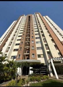 EN VENTA HERMOSO APARTAMENTO EN RESIDENCIAS ALAMEDA URBANIZACION LOS MANGOS VALENCIA CARABOBO. SAMIR, 86 mt2, 3 habitaciones