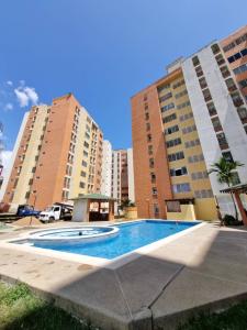 Samir Trosel Vende Apartamento En Residencias Doral Country Naguangua Carabobo, 76 mt2, 3 habitaciones