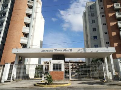 SAMIR TROSEL VENDE APARTAMENTO EN MAÑONGO RESIDENCIAS PUERTA REAL II NAGUANAGUA CARABOBO, 77 mt2, 2 habitaciones