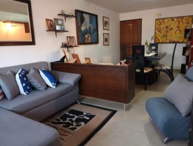 venta de Apartamento en san Diego, 78 mt2, 3 habitaciones