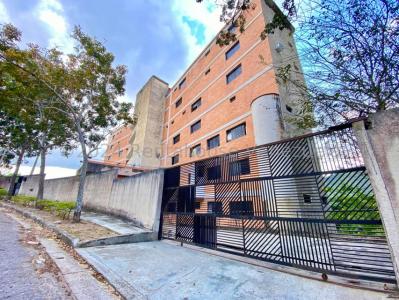 Espacioso apartamento duplex en Lomas Park, 211 mt2, 4 habitaciones