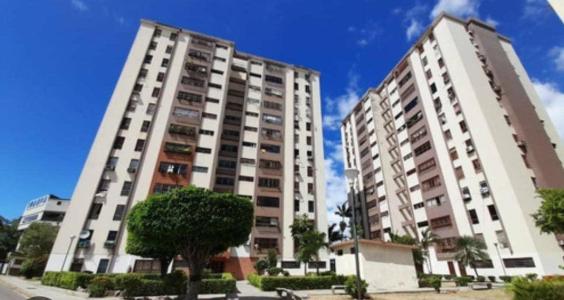 APARTAMENTO EN VENTA EN LAS QUINTAS DE NAGUANAGUA. RESIDENCIAS LA PAZ, 92 mt2, 3 habitaciones