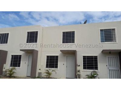 Casa en venta en Terrazas de La Ensenada Barquisimeto Mls#22-6158 fcb