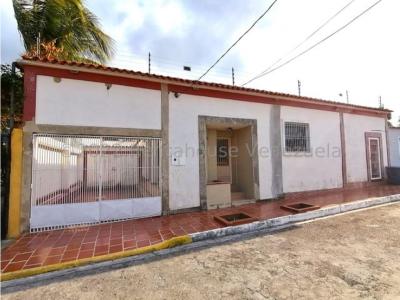 Casa en Venta Chucho Briceño Cabudare 22-23586 M&N 04145093007, 360 mt2, 3 habitaciones