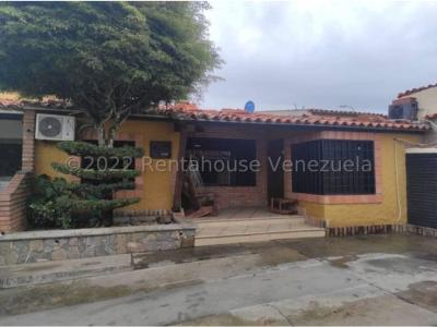 Casa en venta en Villa Roca en Cabudare 22-24425 YC, 3 habitaciones