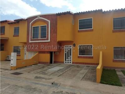 Casa en venta en Terramia Cabudare 23-2200 YC, 3 habitaciones