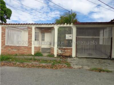 Casa en venta en Las Mercedes Cabudare 23-168 YC, 3 habitaciones