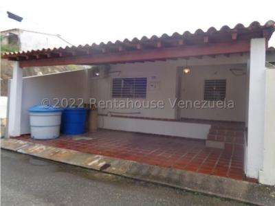 CASA EN VENTA LOS BUCARES #23-5600 ZEGM 0414-7907176, 128 mt2, 3 habitaciones