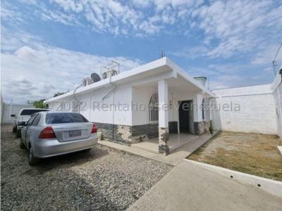Casa en Venta El Placer Cabudare 22-22666 SPS 0414-5740364, 172 mt2, 3 habitaciones