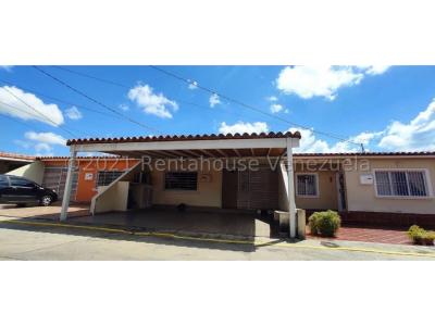 Casa en venta en Los Bucares Cabudare 22-12442 YC, 62 mt2, 3 habitaciones