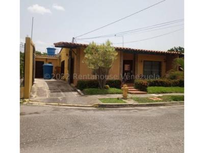 Casa en venta en La Morenera Cabudare 23-4202 YC, 4 habitaciones