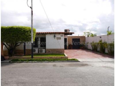Casa en venta en La Campiña Cabudare 23-5227 YC, 94 mt2, 3 habitaciones