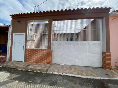 Casa en venta en Los Yabos Cabudare 23-874 YC, 2 habitaciones