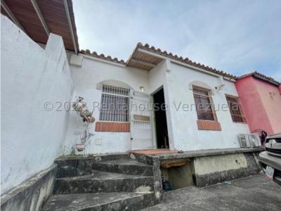 Casa en venta Los Cerezos Cabudare 22-24647 EA 0414-5266712, 162 mt2, 3 habitaciones