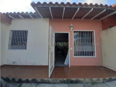 Casa en venta en La Ribereña Cabudare Mls#22-17853 FCB , 178 mt2, 3 habitaciones