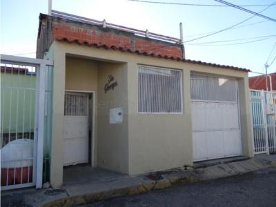 Casa en venta en Los Yabos Cabudare Mls#22-1726 FCB, 113 mt2, 3 habitaciones