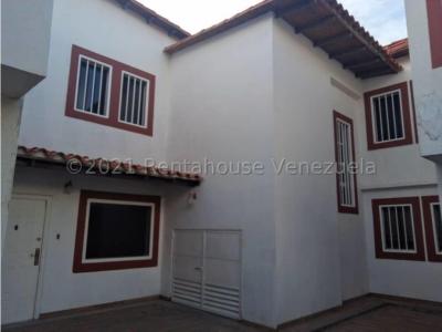 Casa en venta Los Cerezos Cabudare #23-180 MV, 143 mt2, 3 habitaciones
