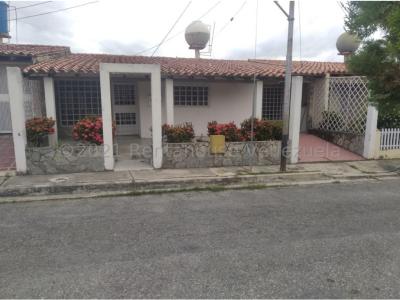 Maritza Lucena 04245105659 Vende casa en Cabudare MLS 22-17509, 200 mt2, 3 habitaciones