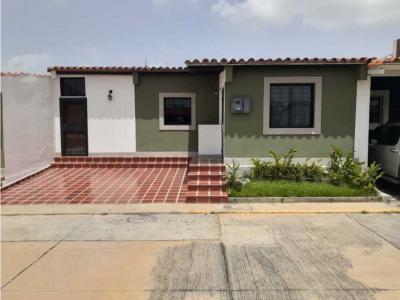 En venta casa en Urb. Villa Roca YBRA - 5647714, 120 mt2, 3 habitaciones