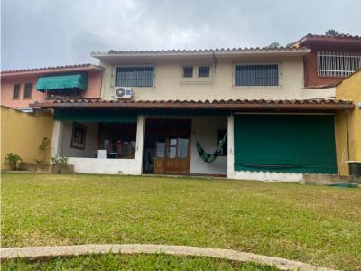 Se vende casa en Alto Prado, 293 mt2, 5 habitaciones