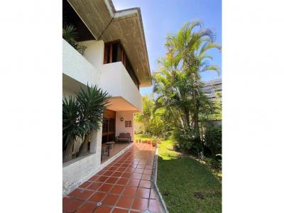 Se vende casa600m2 5h/4.5b/4p Lomas del Club Hípico/5474, 600 mt2, 5 habitaciones