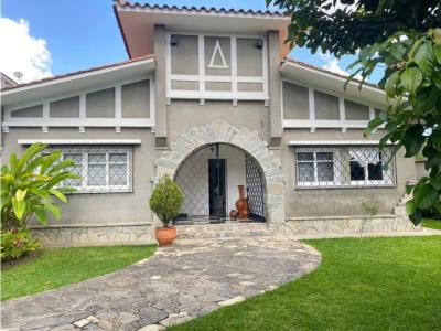 Se Vende Casa 720m2 4h+s/4b+s/5pe Altamira, 720 mt2, 5 habitaciones
