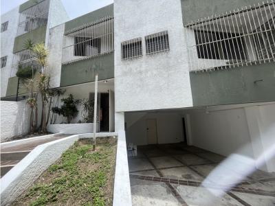 Vendo Town House 320m2 4h+s/3,5b+s/4p Los Naranjos, 320 mt2, 5 habitaciones