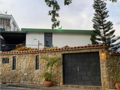 Casa En Venta - Terrazas Las Acacias 280 Mts2 C. 700 Mts2 T. Caracas, 280 mt2, 4 habitaciones