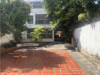 Se Vende Casa en la Urbanización Colinas de Santa Mònica, 480 mt2, 6 habitaciones