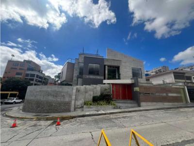 Se Vende Casa 1100 M2 en la Urbanización Santa Eduvigis, 1100 mt2, 5 habitaciones