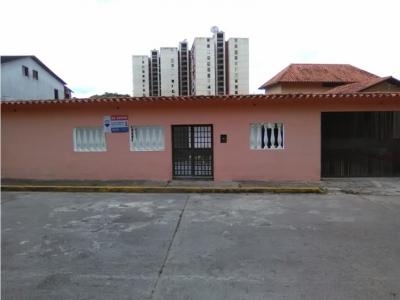 Casa con Anexo en Los Budares Llano Alto Carrizal , 280 mt2, 6 habitaciones