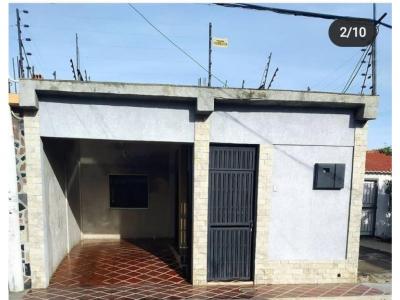 Real Vision vende Casa en Cumaná (IBO 143638), 120 mt2, 3 habitaciones