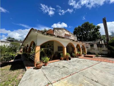 Venta Amplia Casa El Piñal  El Limon  Maracay Aragua, 450 mt2, 5 habitaciones