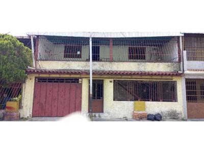 Casa en Venta San José Maracay Edo Aragua, 241 mt2, 5 habitaciones