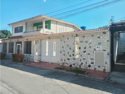 Casa en Venta en la Urb. Villas de Aragua, La Morita I., 424 mt2, 4 habitaciones