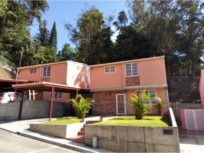 Casa en venta Conj Res La Latina en El Sitio San Antonio de Los Altos, 170 mt2, 3 habitaciones