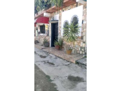 Casa en venta residencial y comercial en Samán Tarazonero, Aragua., 220 mt2, 2 habitaciones