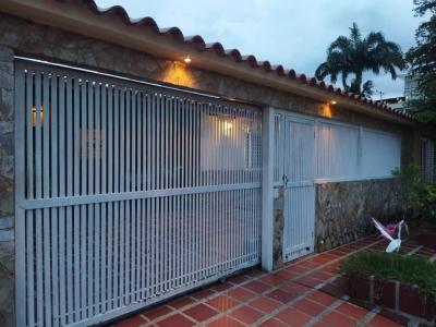 Casa en Res. Palma de Oro, Urb. Guayabal, Naguanagua. LEMC-447