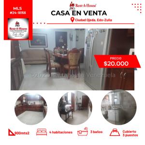 Casa en venta en Ciud, 4 habitaciones