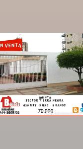 URBANIZACIÓN TIERRA NEGRA , 450 mt2, 5 habitaciones