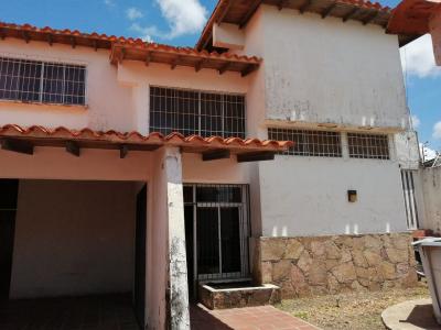 Casa en Urb Colinas del Turbio en Barquisimeto , 527 mt2, 4 habitaciones