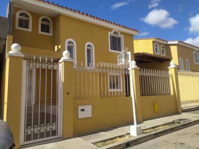 Casa Vista Linda Charallave , 200 mt2, 4 habitaciones