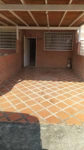  Se vende Town Hause remodelado, 84 mt2, 3 habitaciones